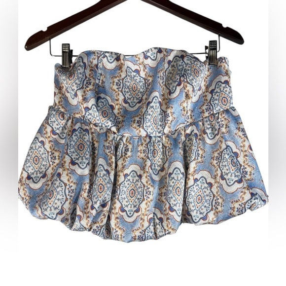 A COLLECTION White Blouse with Colorful Floral Design size m - Picture 2 of 16